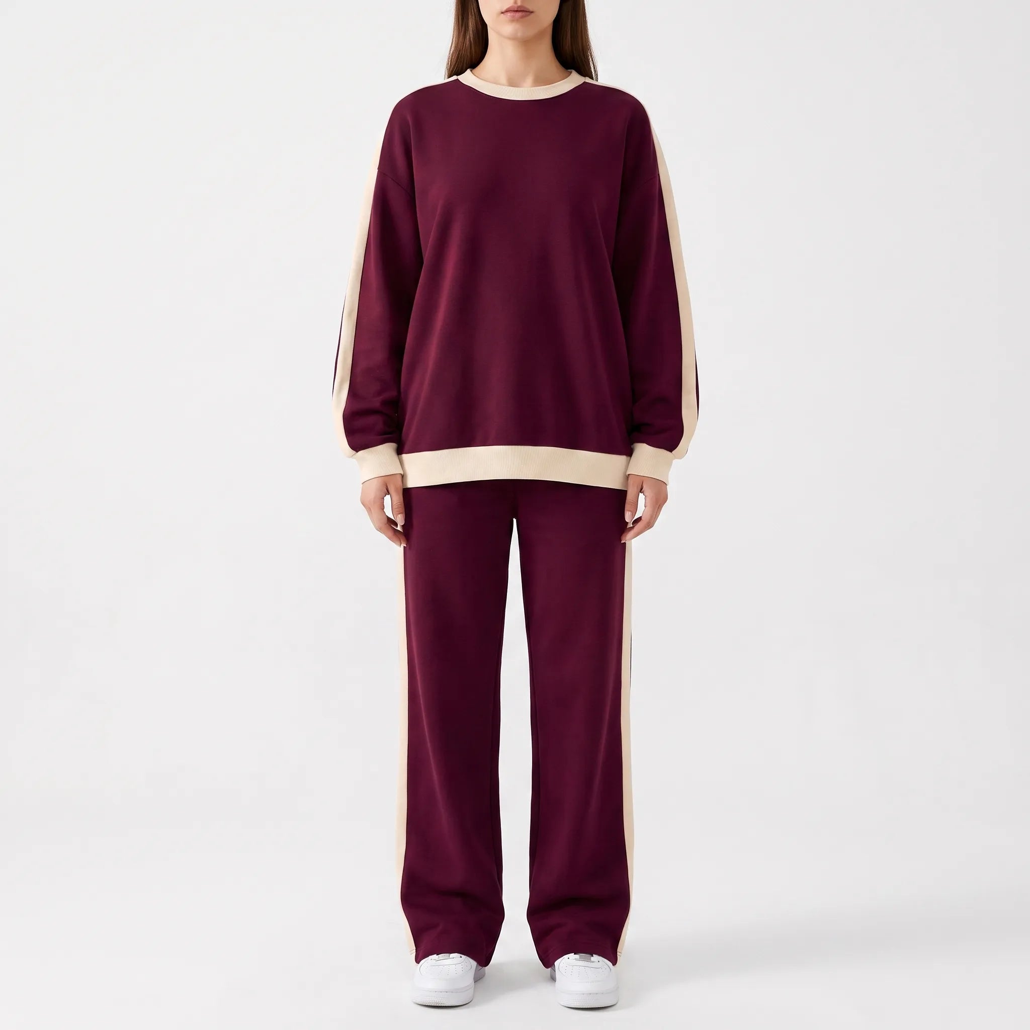 LoungeVibe - Two-Piece Women's Lounge Set